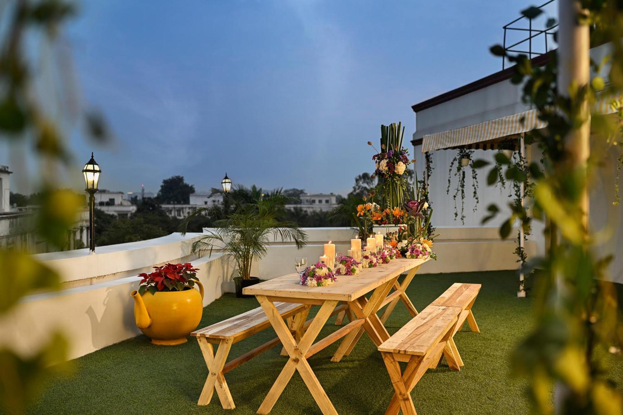 Ambassador, New Delhi - Ihcl Seleqtions Hotel Ngoại thất bức ảnh Rooftop garden