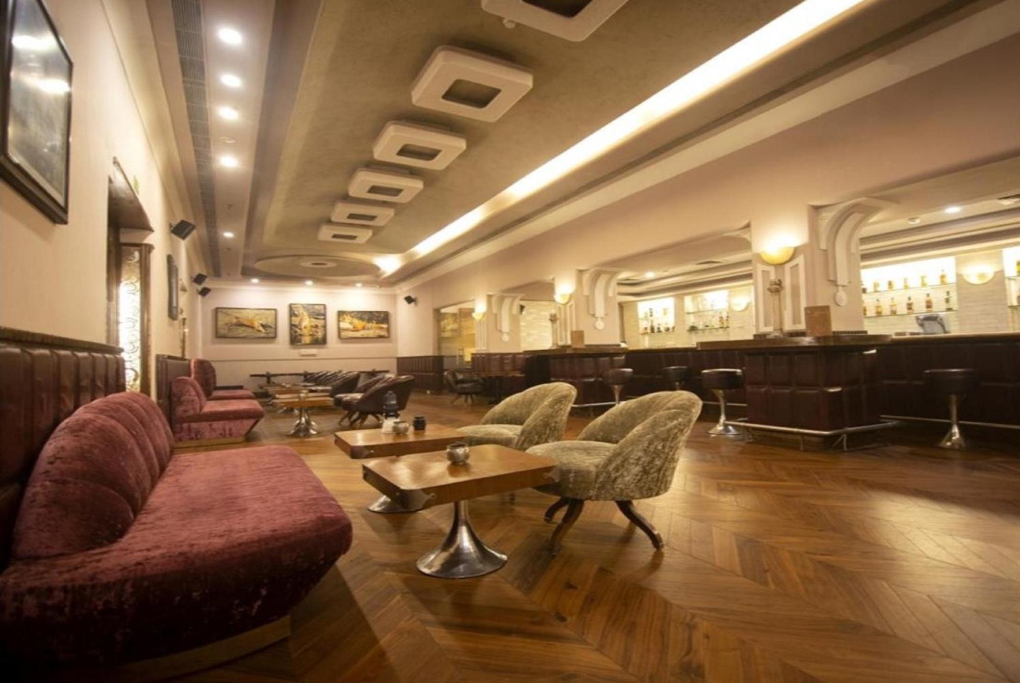 Ambassador, New Delhi - Ihcl Seleqtions Hotel Ngoại thất bức ảnh The interior of the restaurant