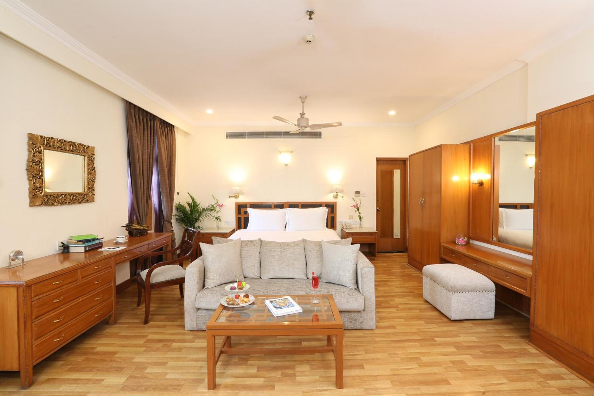 Ambassador, New Delhi - Ihcl Seleqtions Hotel Ngoại thất bức ảnh