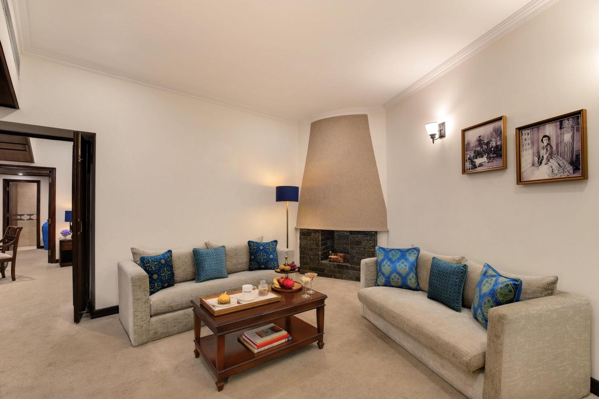 Ambassador, New Delhi - Ihcl Seleqtions Hotel Ngoại thất bức ảnh A living room